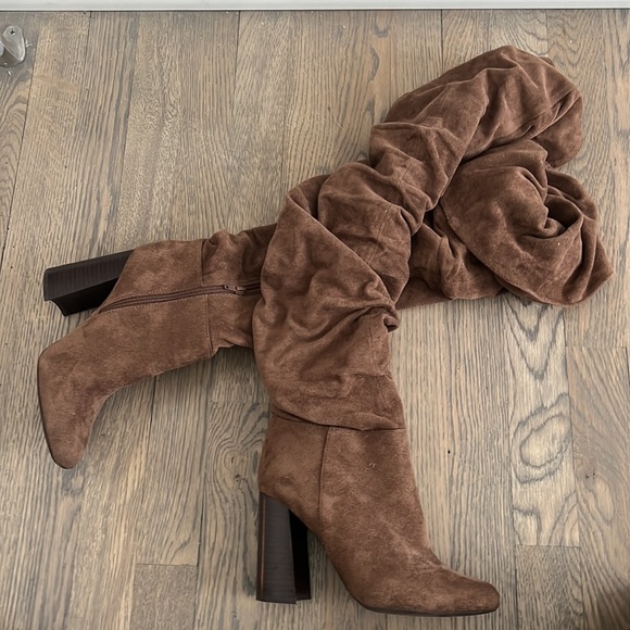 Jeffrey Campbell slouchy boots - Picture 2 of 7